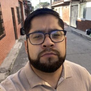 Foto del perfil de Karlo Aroche